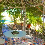 Maria Luxury *